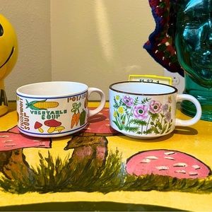 Set 2 vintage soup bowl mug